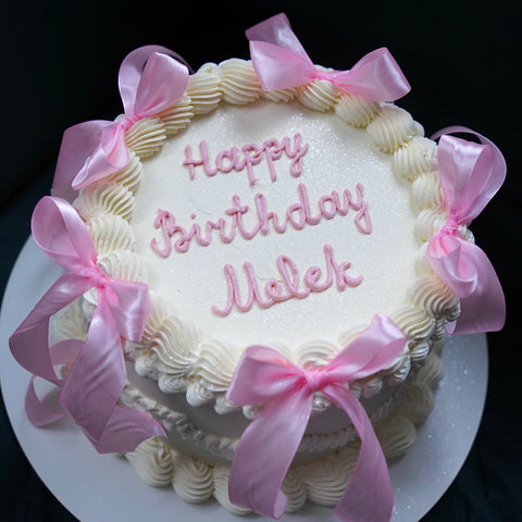 Zarter Vintage-Torte mit Glitzer und rosa Schleifen