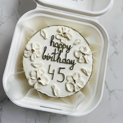 Bento-Torte mit Blumen